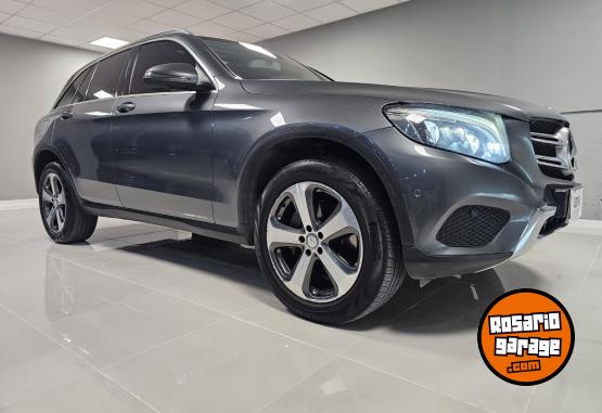 Camionetas - Mercedes Benz Glc300 4matic 2017 Nafta 120000Km - En Venta