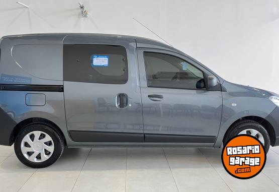 Utilitarios - Renault Kangoo Express Confort 2022 Nafta 74200Km - En Venta