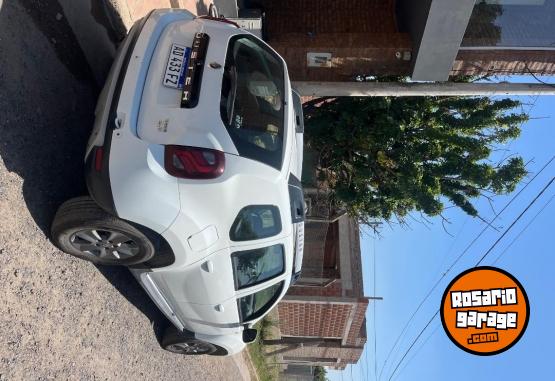 Camionetas - Renault Duster 2019 GNC 113000Km - En Venta