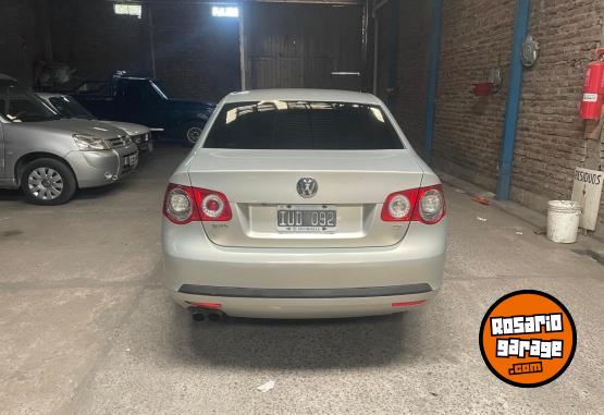 Autos - Volkswagen luxury 2.5 2010 Nafta 150000Km - En Venta