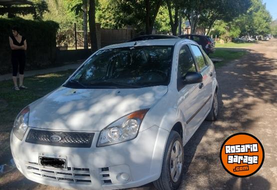 Autos - Ford Fiesta max 2008 Nafta 220000Km - En Venta