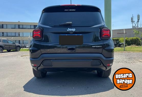 Camionetas - Jeep Renegade 1.8 Sport plus 2022 Nafta 43000Km - En Venta