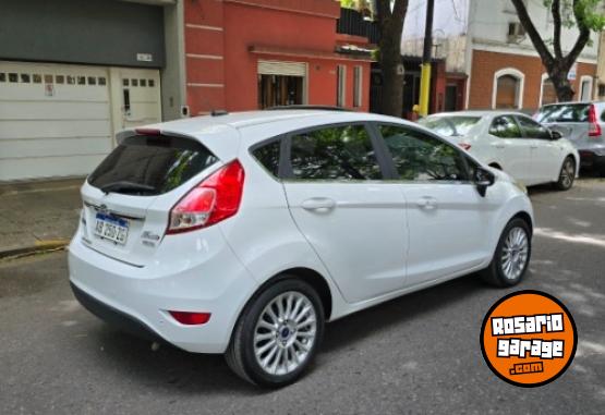 Autos - Ford Fiesta 2017 Nafta 94000Km - En Venta