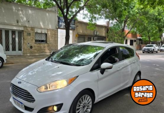 Autos - Ford Fiesta 2017 Nafta 94000Km - En Venta