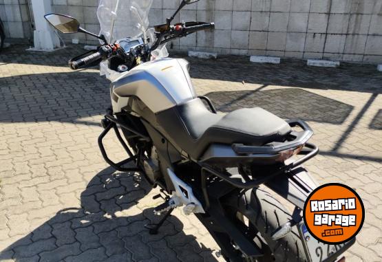 Motos - CF Mt 2022 Nafta 180000Km - En Venta