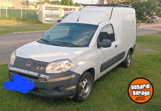 Utilitarios - Fiat Fiorino 2017 GNC 184000Km - En Venta