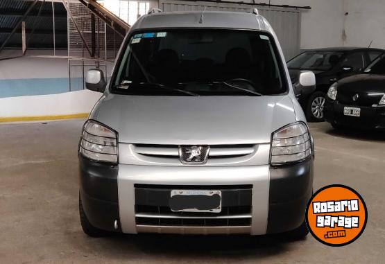 Utilitarios - Peugeot Partner Patagnica 2013 Nafta 170000Km - En Venta