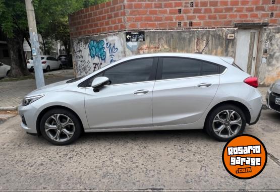 Autos - Chevrolet Cruze Premier 2022 Nafta 30000Km - En Venta