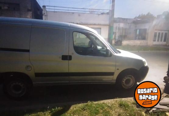 Utilitarios - Citroen Berlingo 2016 Diesel 220000Km - En Venta