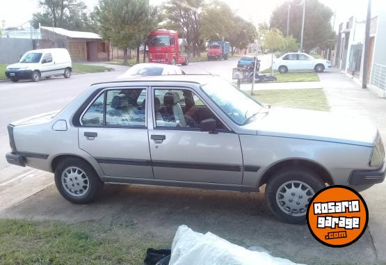 Autos - Renault 18 GXE 2.0 1990 Nafta 193500Km - En Venta