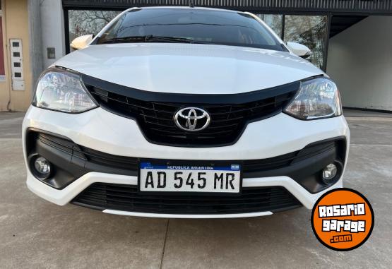 Autos - Toyota Etios 2019 Nafta 90000Km - En Venta