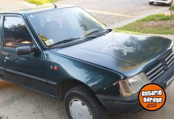 Autos - Peugeot 205 GLD 1997 Diesel 323000Km - En Venta