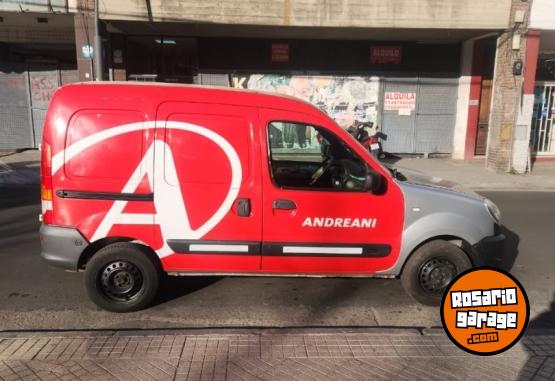 Utilitarios - Renault Kangoo 2016 GNC 175000Km - En Venta