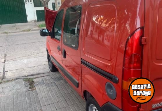 Utilitarios - Renault Kangoo 2011 GNC 216000Km - En Venta