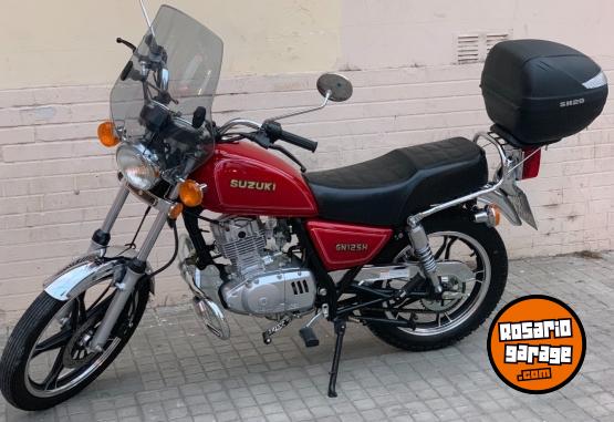 Motos - Suzuki GN 125 H 2019 Nafta 4997Km - En Venta