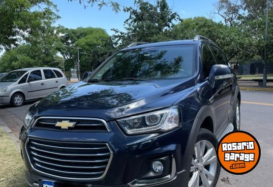 Camionetas - Chevrolet Captiva 2,2D LTZ / AT 4x4 2018 Diesel 89600Km - En Venta