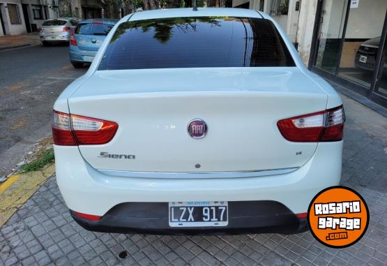 Autos - Fiat Grand Siena Atractive 1.4 2013 Nafta 142000Km - En Venta