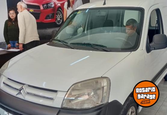 Utilitarios - Citroen Berlingo 2021 Diesel 100000Km - En Venta