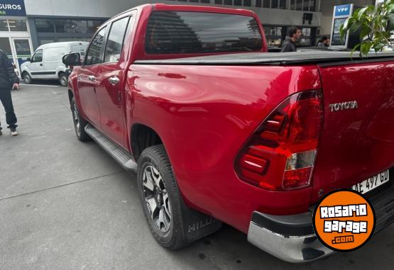 Camionetas - Toyota Hilux 2019 Diesel 30000Km - En Venta