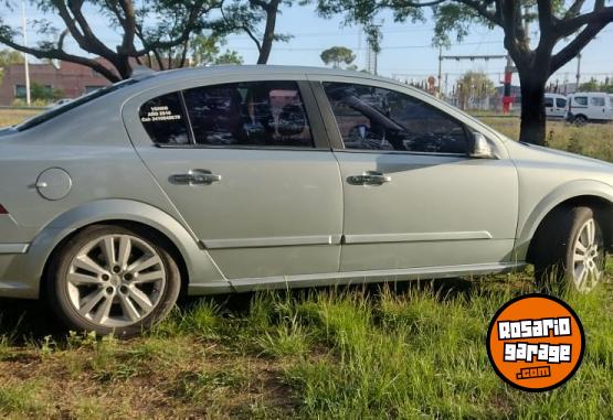 Autos - Chevrolet Vectra cd 2.4 2010 GNC 200000Km - En Venta