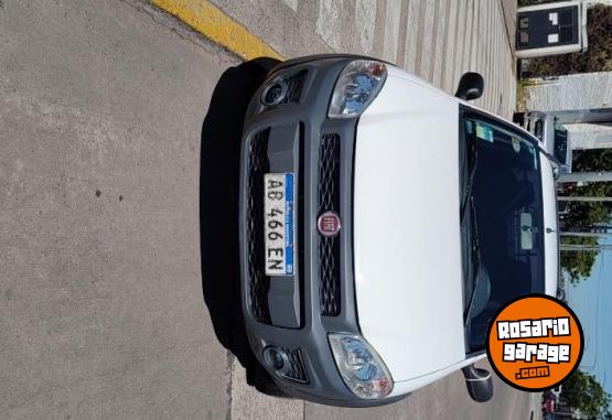 Camionetas - Fiat Strada working 2017 GNC 135000Km - En Venta