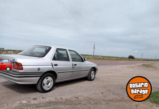 Autos - Ford Orion 2.0i 1995 Nafta 74000Km - En Venta