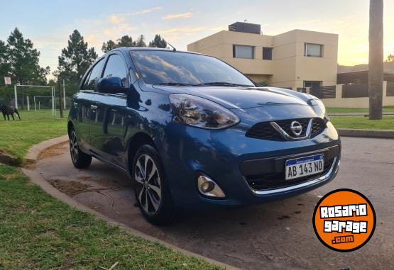 Autos - Nissan March Pure drive 2017 Nafta 92000Km - En Venta