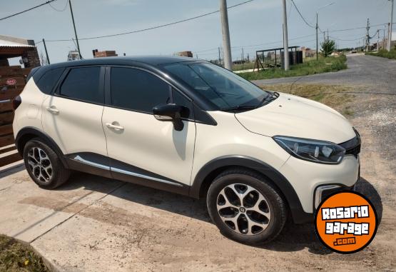 Autos - Renault CAPTUR INTENSE 2.0 2017 GNC 98500Km - En Venta