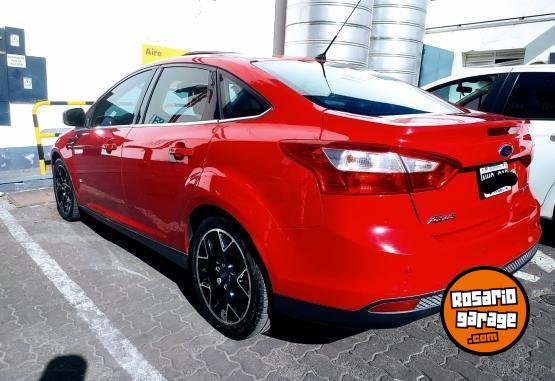 Autos - Ford FOCUS TITANIUM AUTOMTICO 2014 Nafta 92000Km - En Venta