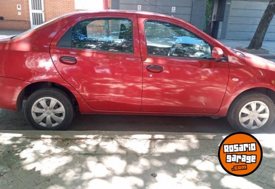 Autos - Toyota Etios 2014 Nafta 98000Km - En Venta