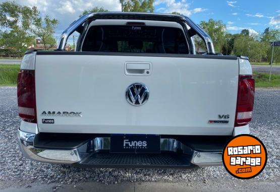 Camionetas - Volkswagen Amarok V6 Highline 4x4 2023 Diesel 15000Km - En Venta