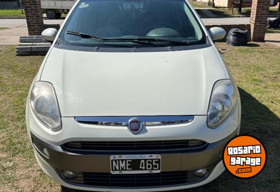 Autos - Fiat Punto Essence Dualogic Au 2014 GNC 100000Km - En Venta