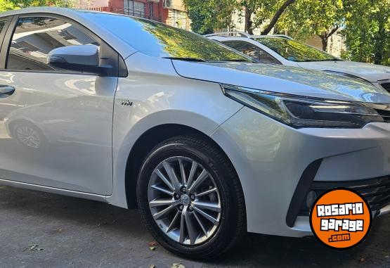 Autos - Toyota Corolla XEI CVT 1.8 L.NUE 2017 Nafta 120000Km - En Venta