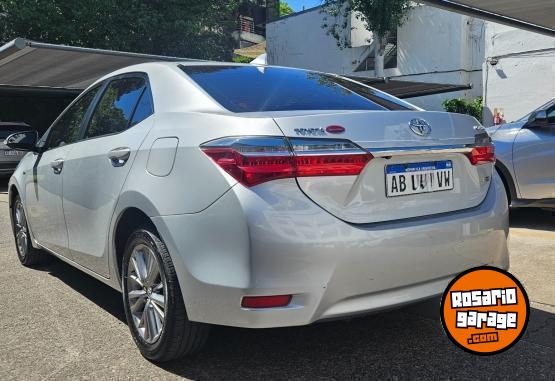 Autos - Toyota Corolla XEI CVT 1.8 L.NUE 2017 Nafta 120000Km - En Venta