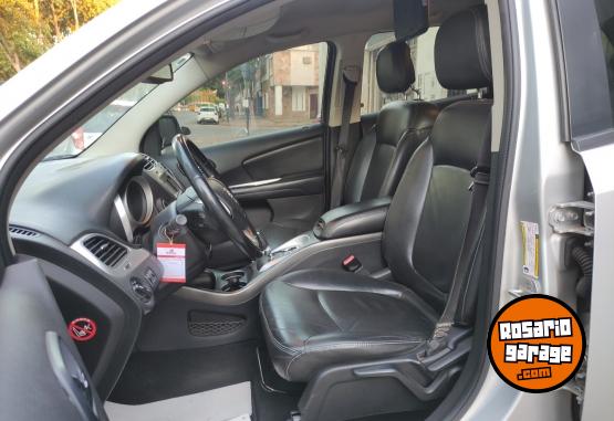 Camionetas - Dodge Journey 2011 Nafta 135000Km - En Venta