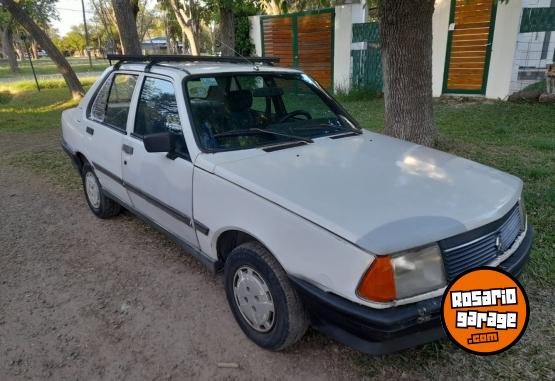 Autos - Renault 18 1992 GNC 999999Km - En Venta