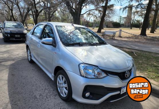 Autos - Toyota Etios XLS 2018 Nafta 143000Km - En Venta