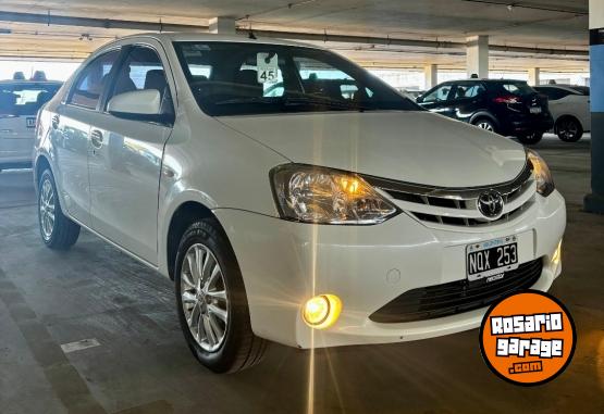 Autos - Toyota Etios XLS 1.5 4P 2014 Nafta 99000Km - En Venta