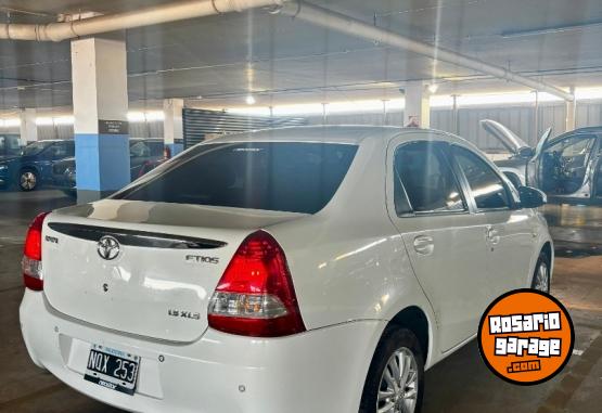 Autos - Toyota Etios XLS 1.5 4P 2014 Nafta 99000Km - En Venta