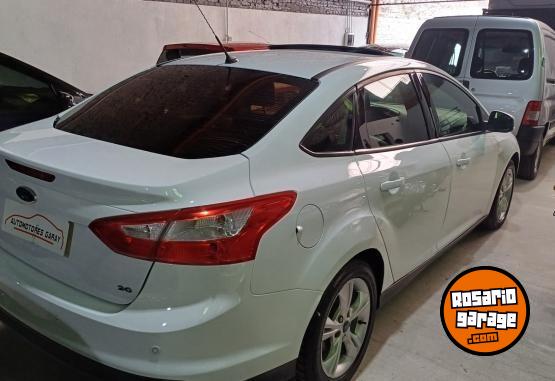 Autos - Ford FOCUS 2015 Nafta 120000Km - En Venta