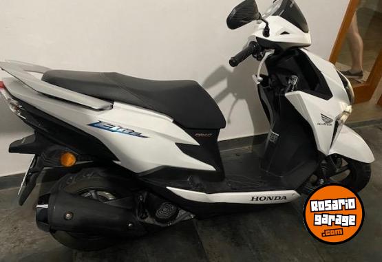 Motos - Honda NEW ELITE 2018 Nafta 4930Km - En Venta