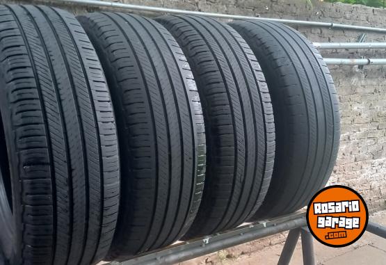 Accesorios para Autos - Michelin Primacy 225 65 17 - En Venta