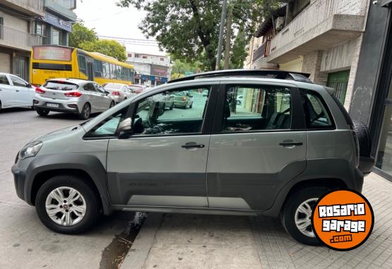 Autos - Fiat Idea adventure 1.6 16v 2015 GNC 158000Km - En Venta