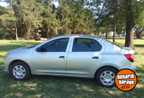 Autos - Renault Logan 2016 GNC 190000Km - En Venta