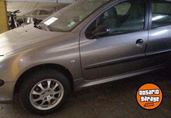 Autos - Peugeot 206 2001 Nafta 60000Km - En Venta