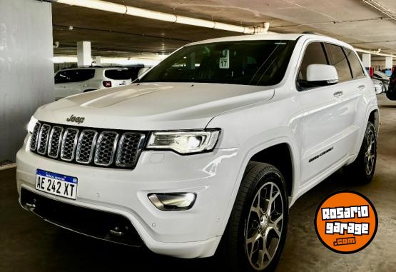 Camionetas - Jeep Grand Cherokee Overland 2020 Nafta 36000Km - En Venta