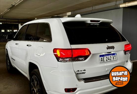 Camionetas - Jeep Grand Cherokee Overland 2020 Nafta 36000Km - En Venta