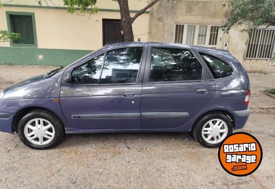 Autos - Renault Scenic 2002 Diesel 264000Km - En Venta