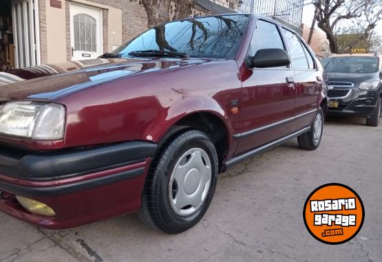 Autos - Renault 19 1996 Nafta 114753Km - En Venta