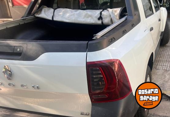 Utilitarios - Renault Duster Oroch 2.0Dynamique 2019 Nafta 50184Km - En Venta